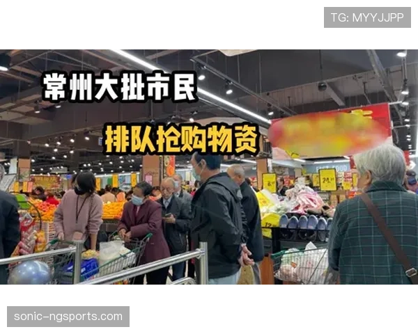 小威廉姆斯超市推车里一半奶粉一半名牌包，我下巴还没捡回去